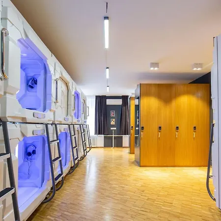 Spacehotel Capsulehotel Karlsruhe